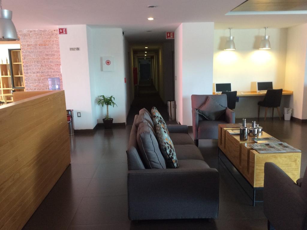 Hotel Mexico Inn Express Salamanca Zewnętrze zdjęcie